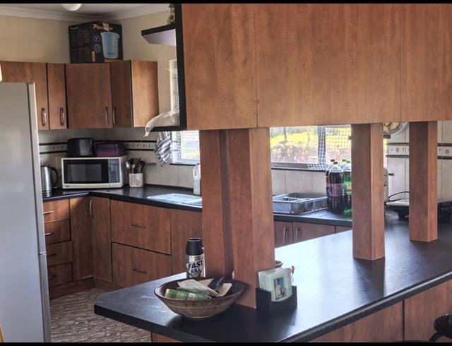 2 BEDROOM PROPERTY TO RENT IN ESCOMBE